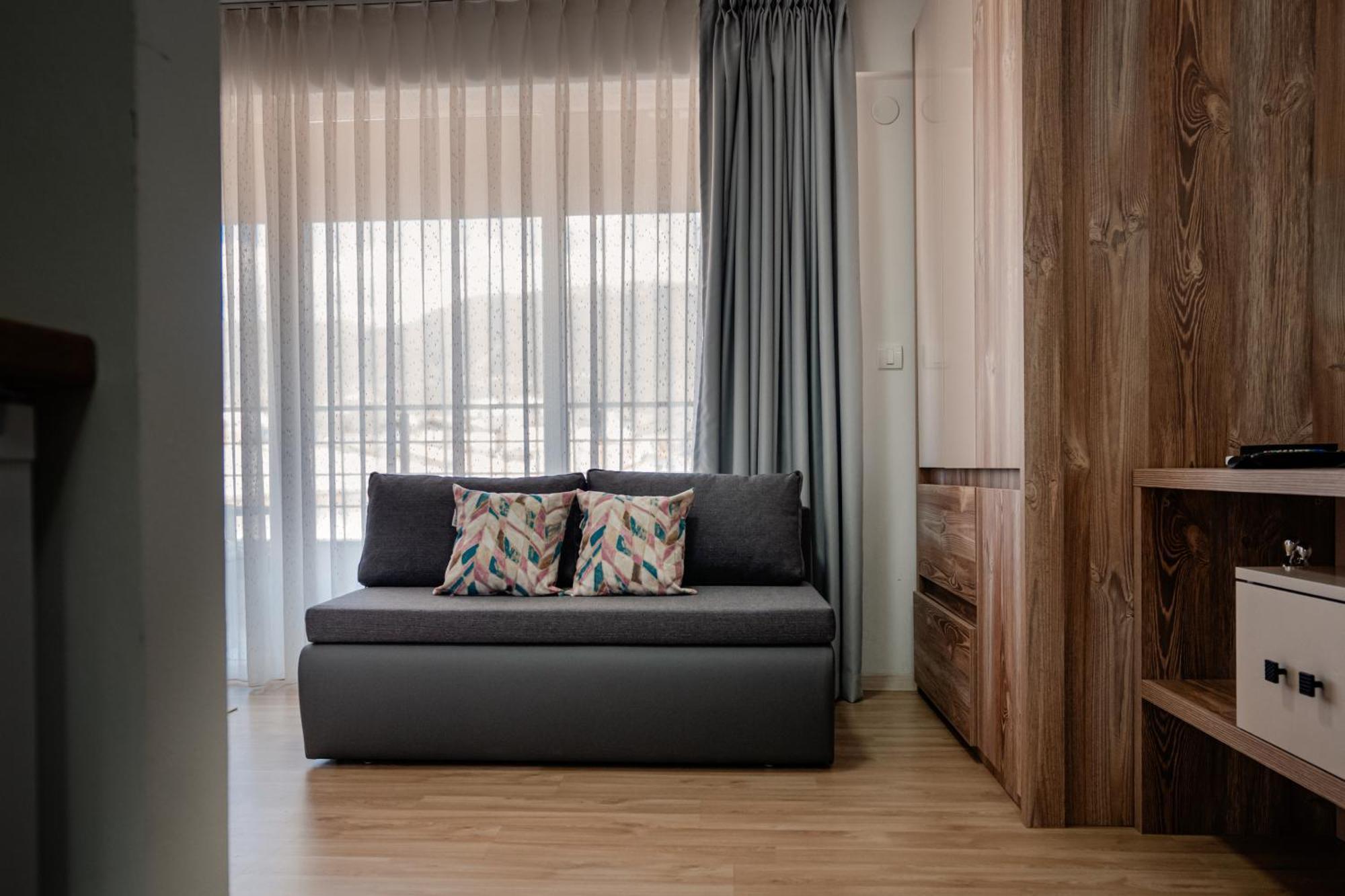 Apartment Center 2