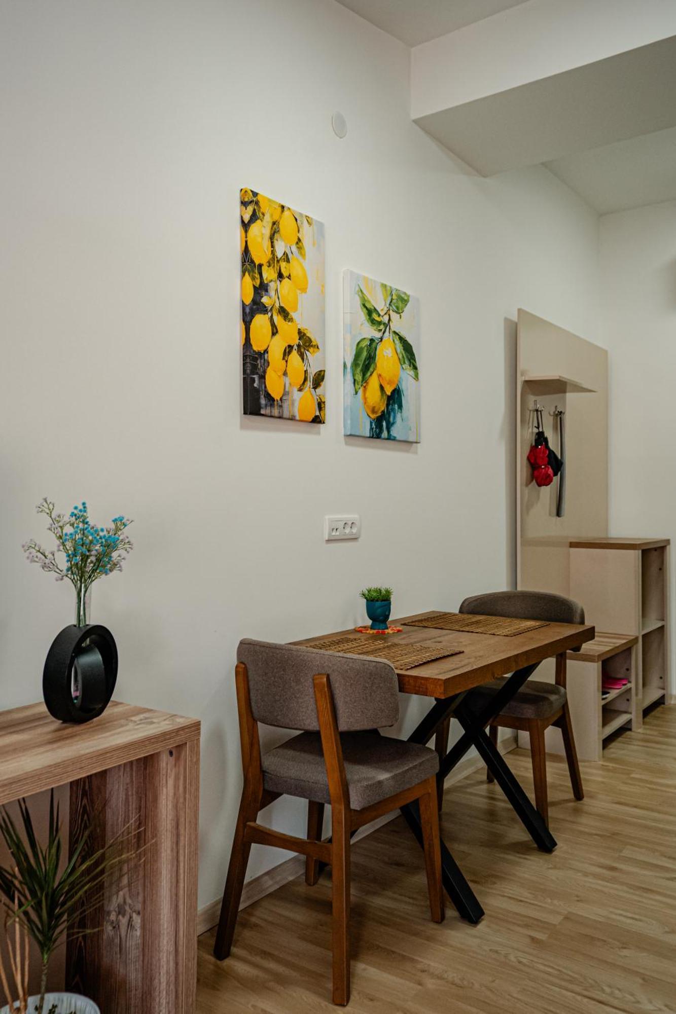 Apartment Center 2